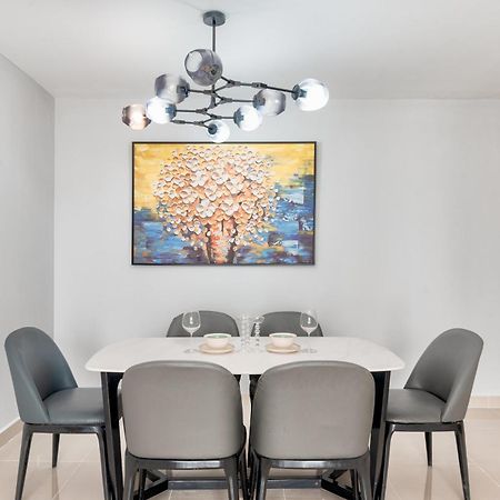 Stellar Cbd Rivergate Apartment - Pool - Free 4G Sim For 3 Nights Bandar Ho Chi Minh Luaran gambar